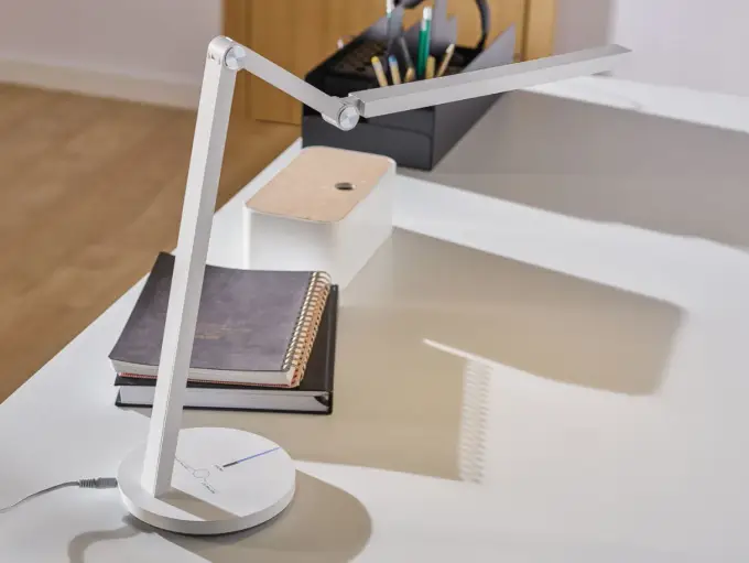 Lampka USB do laptopa: Jaki model wybrać? Poradnik